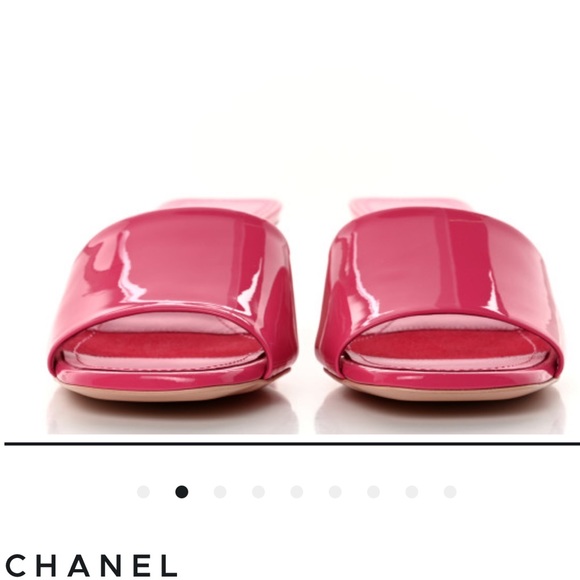 CHANEL calfskin CC mules - Picture 10 of 11
